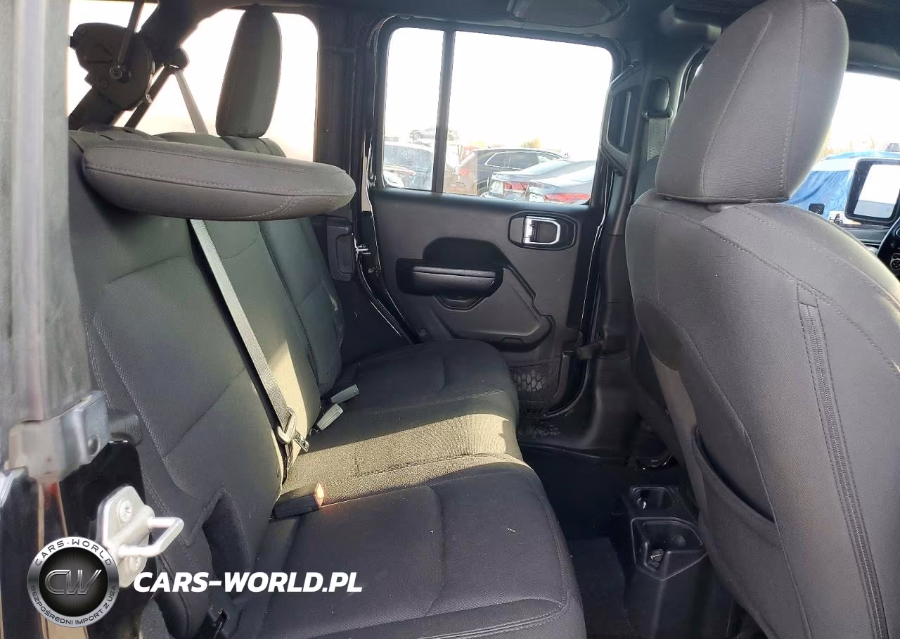 2018 Jeep Wrangler Unlimited Sport VIN:1C4HJXDGXJW155685 - 11