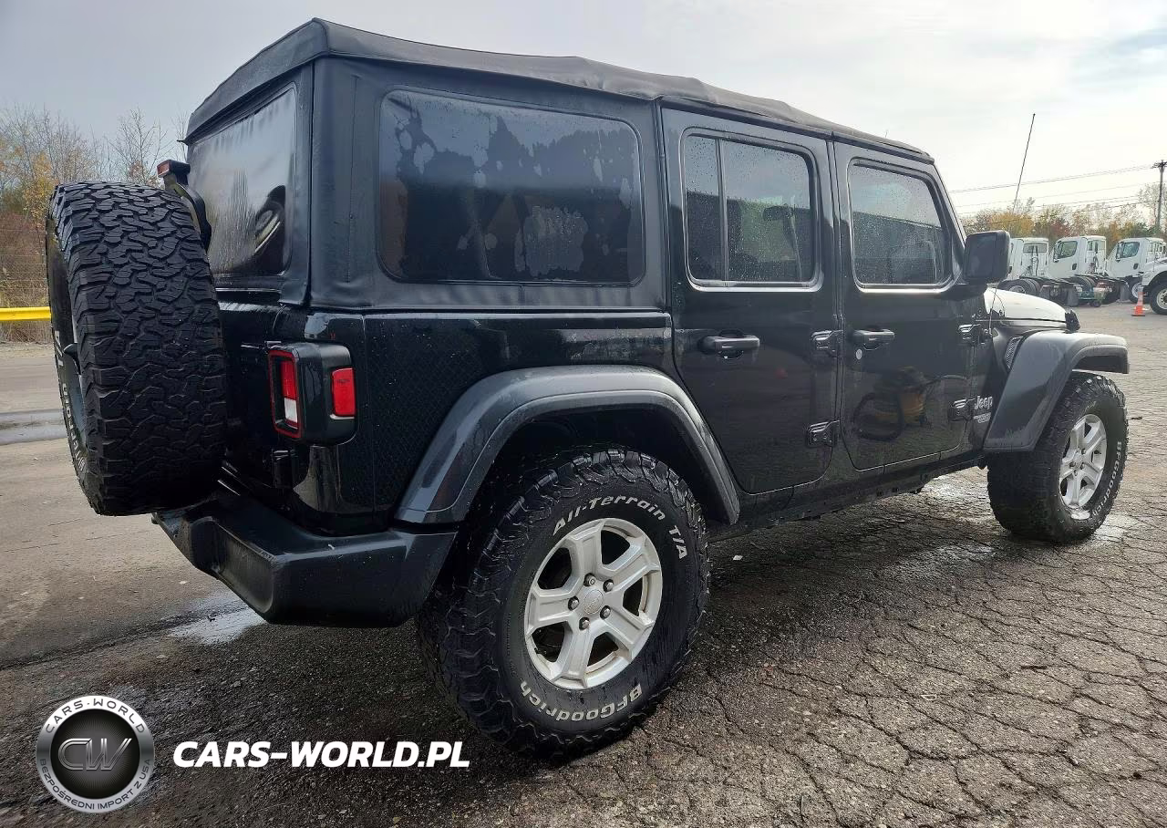 2018 Jeep Wrangler Unlimited Sport VIN:1C4HJXDGXJW155685 - 3