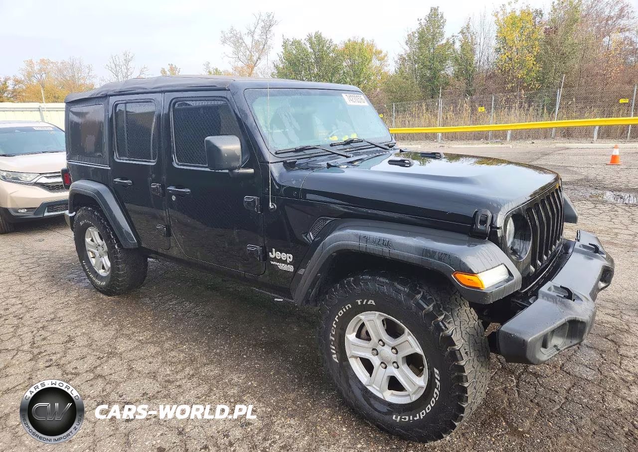 2018 Jeep Wrangler Unlimited Sport VIN:1C4HJXDGXJW155685 - 4