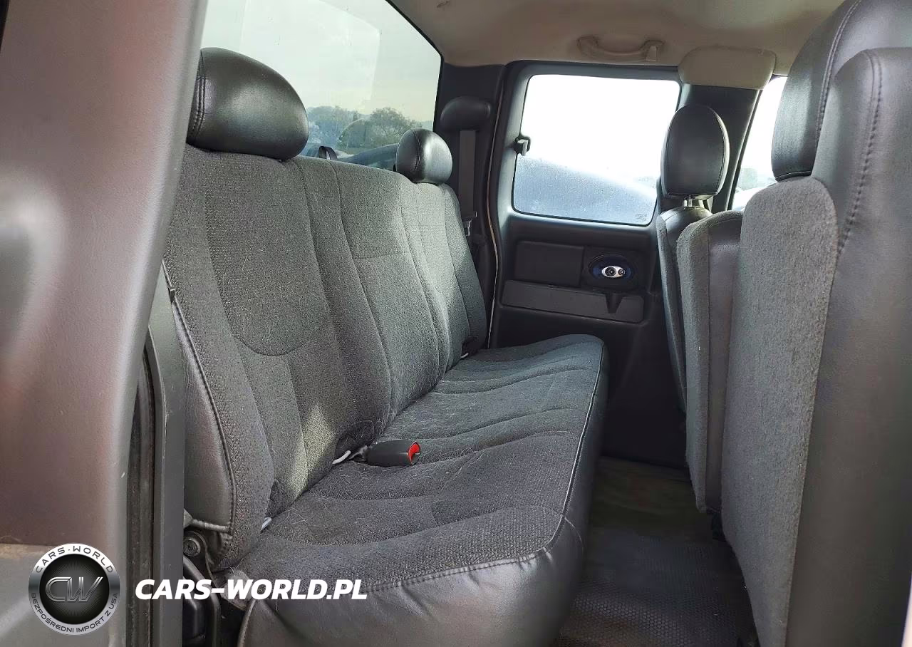 2005 Chevrolet Silverado C1500 VIN:1GCEC19X45Z271309 - 10