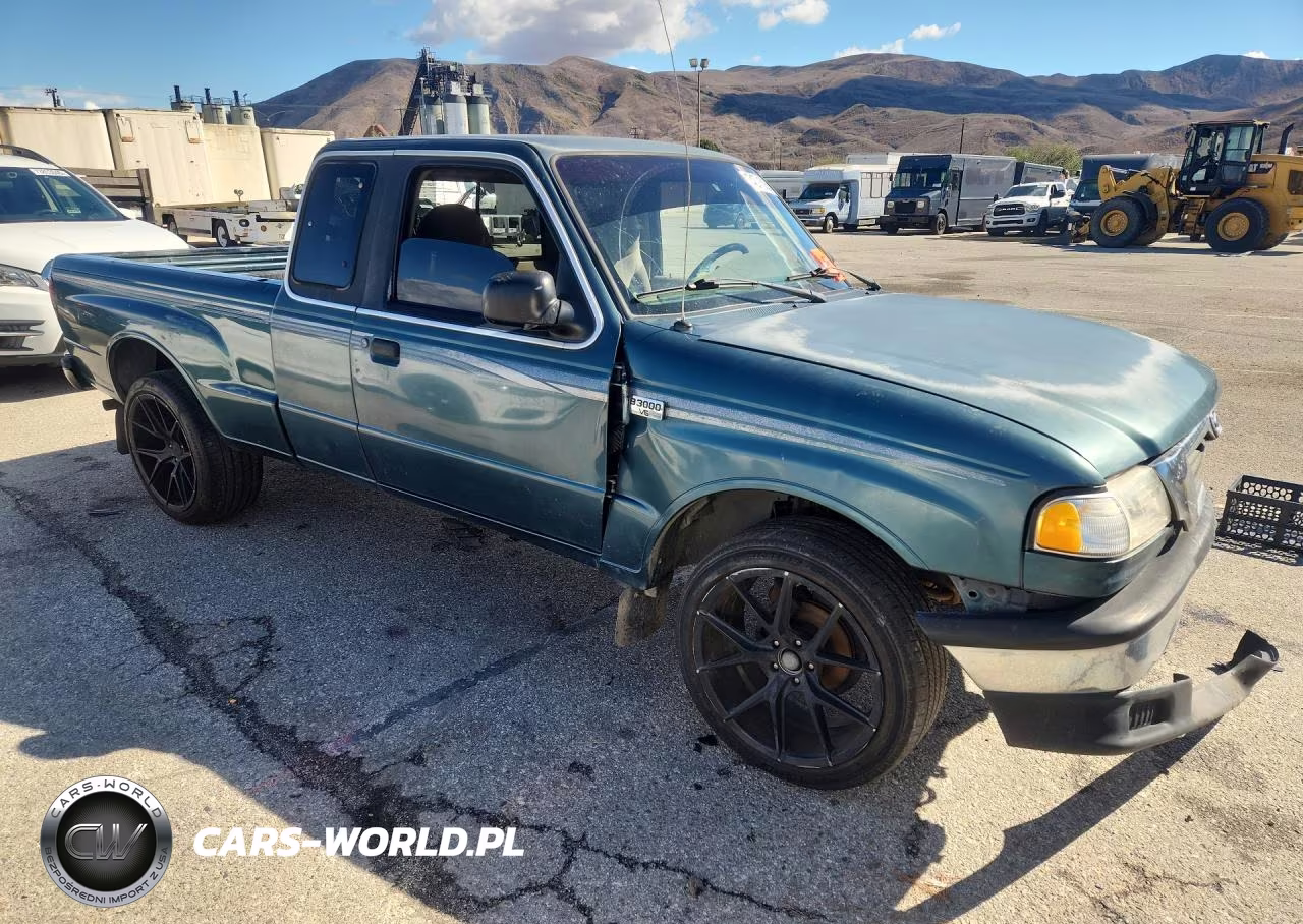 1998 Mazda B3000 Cab Plus VIN:4F4YR16U0WTM23023 - 4