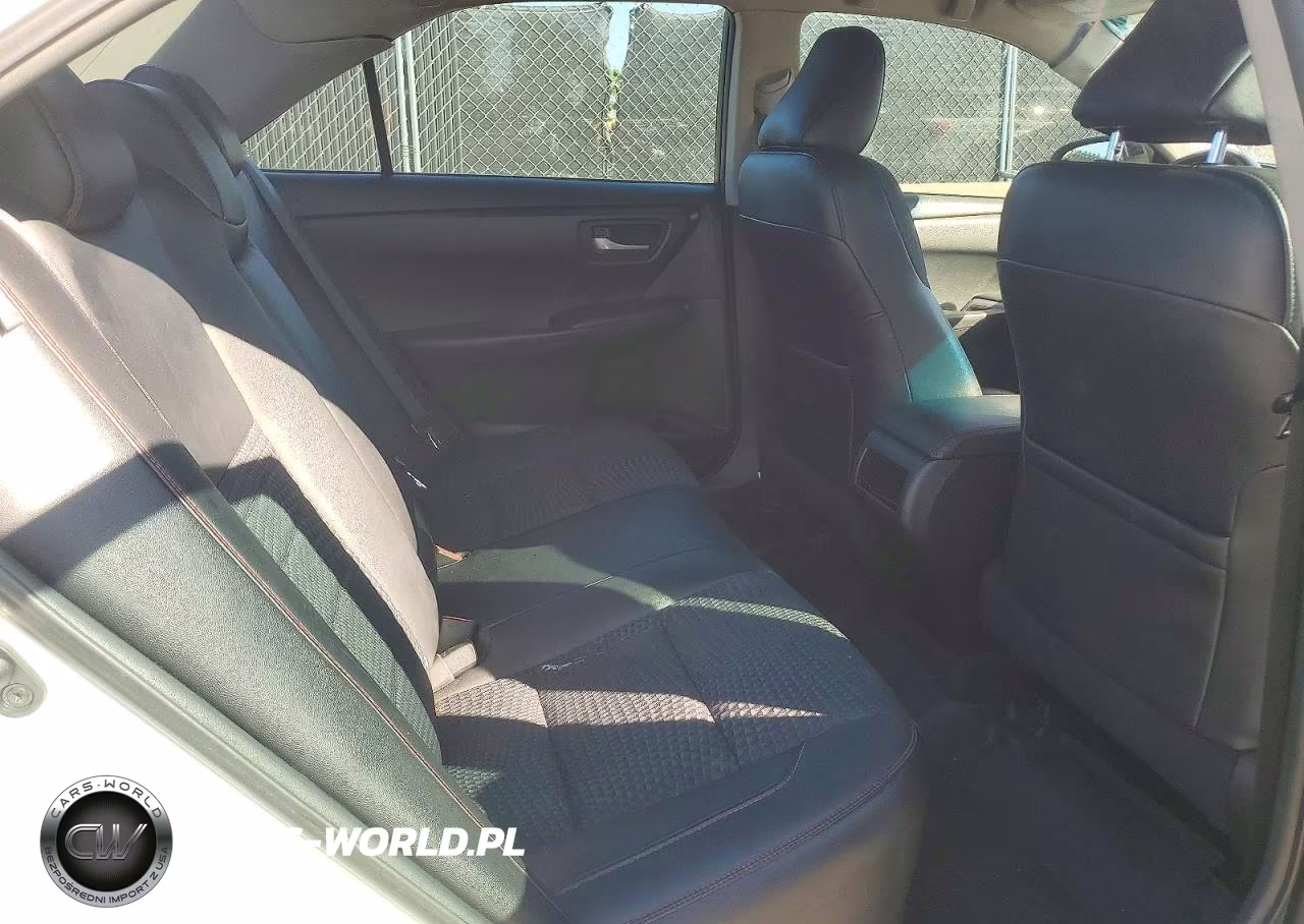 2015 Toyota Camry Se VIN:4T1BF1FK5FU033675 - 10