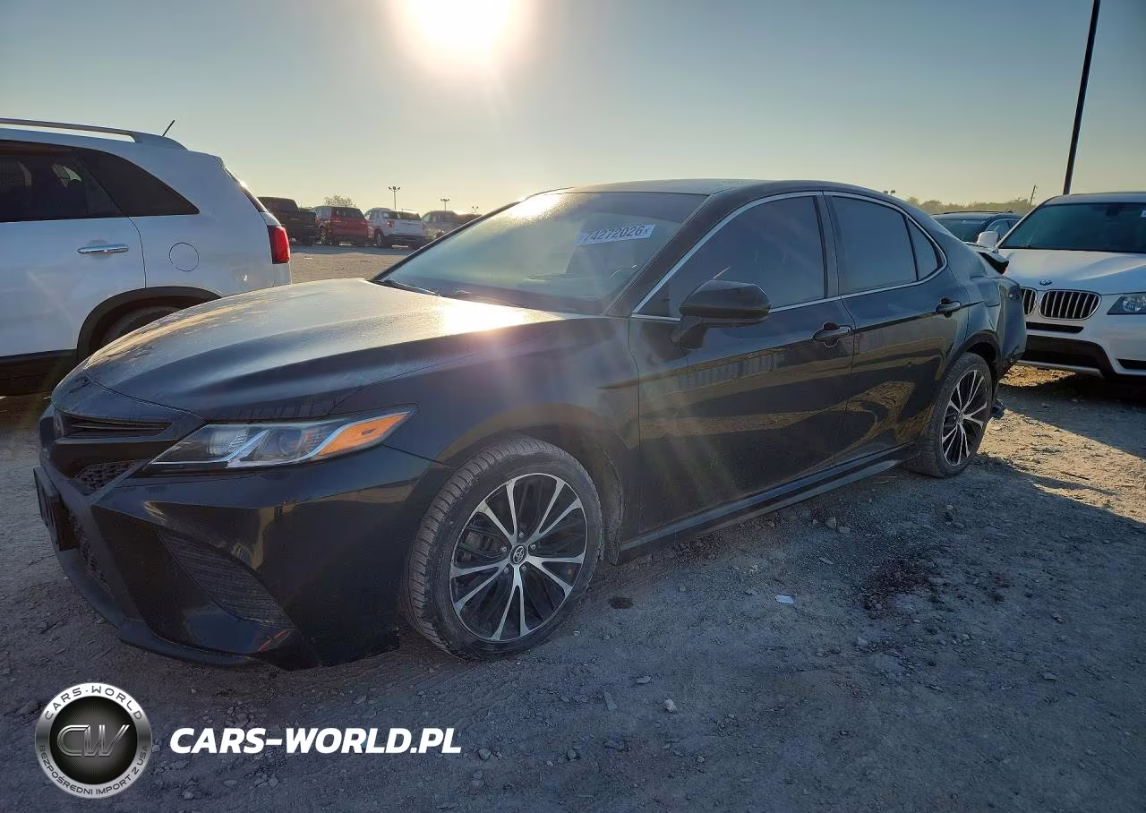 2019 Toyota Camry Se – zdjęcie 1 z 12