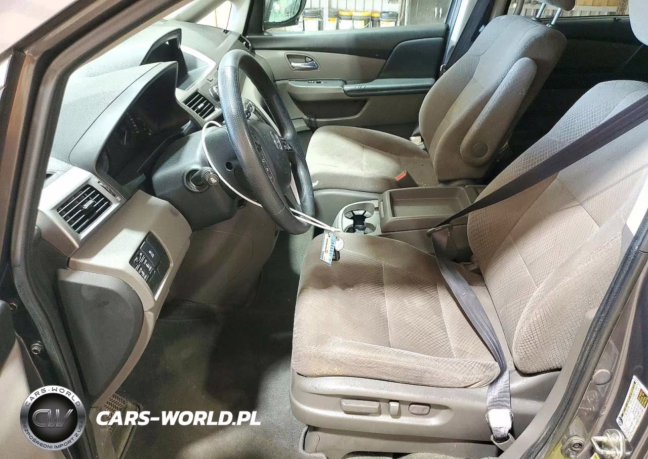 2016 Honda Odyssey Se VIN:5FNRL5H30GB155122 - 7