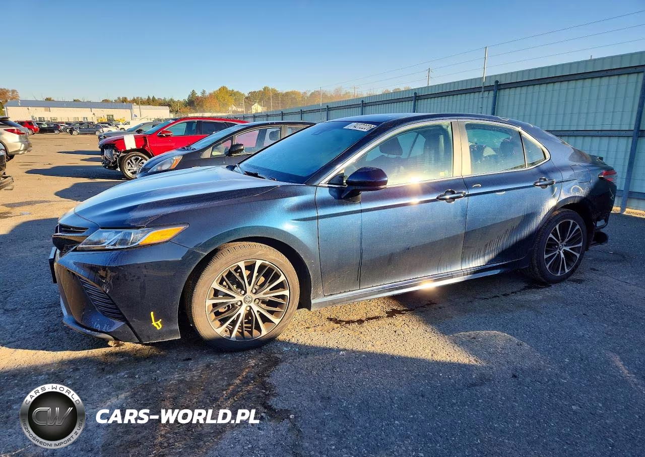 2018 Toyota Camry Se – zdjęcie 1 z 12