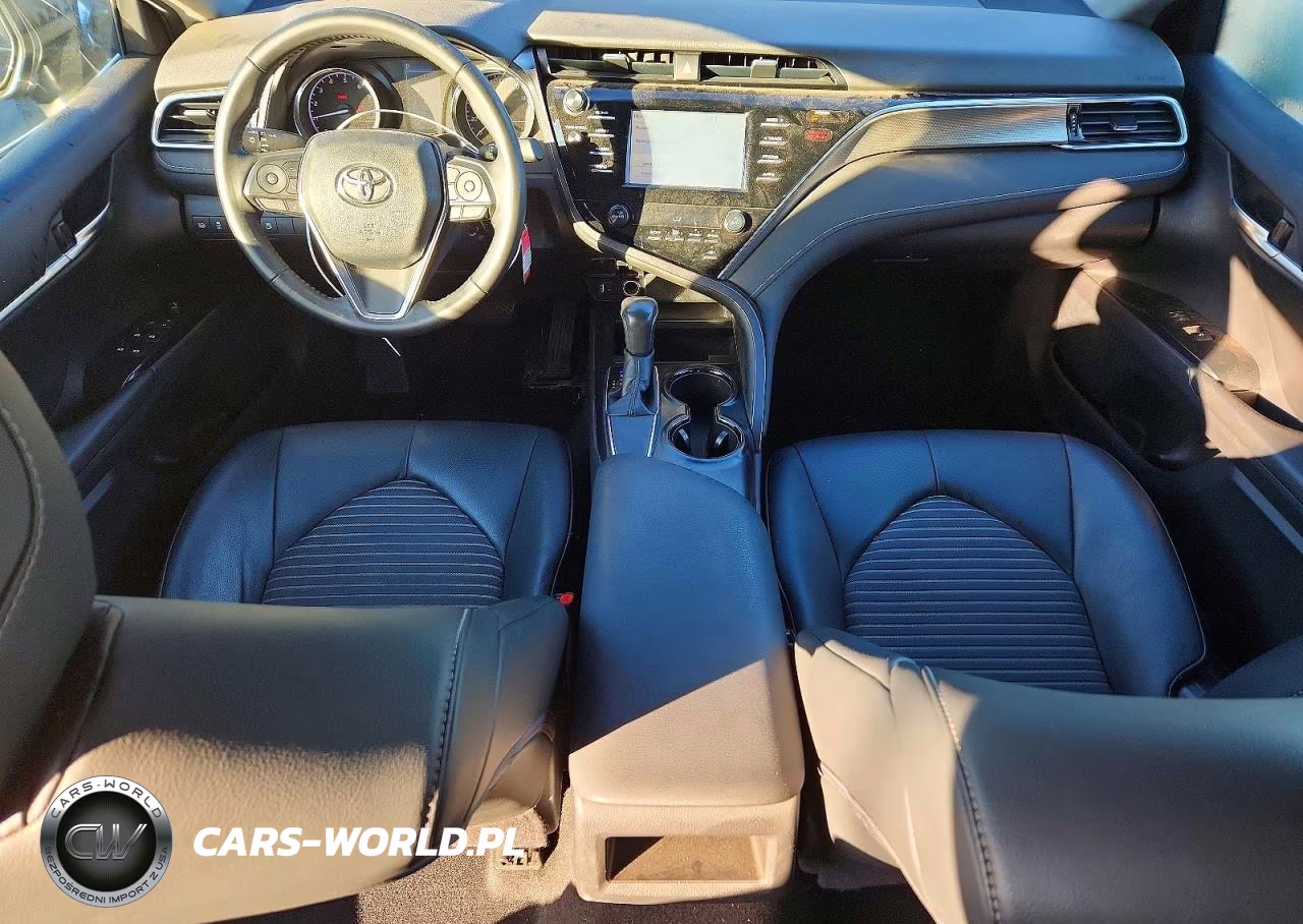 2018 Toyota Camry Se VIN:4T1B11HK1JU668672 - 8