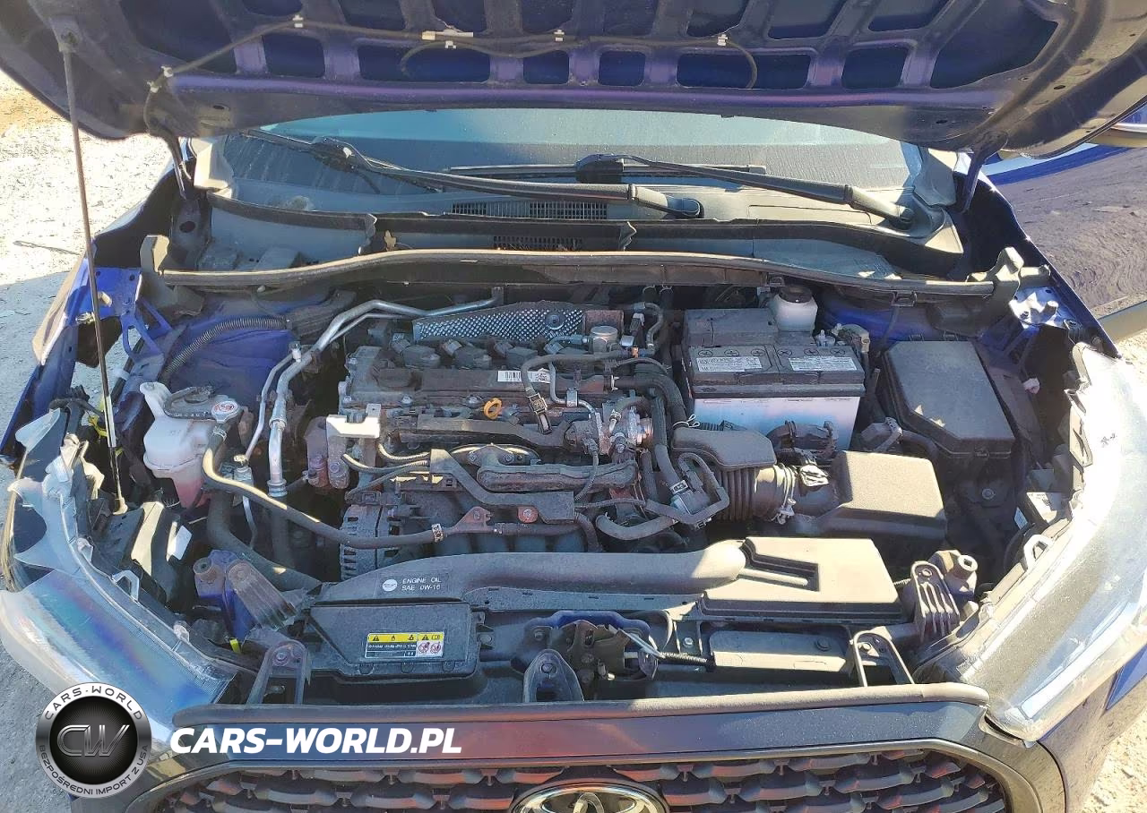 2022 Toyota Corolla Cross Le VIN:7MUCAABG0NV033570 - 12