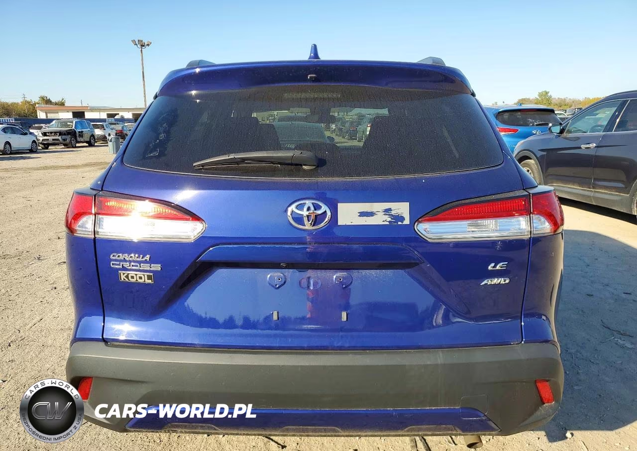 2022 Toyota Corolla Cross Le VIN:7MUCAABG0NV033570 - 6