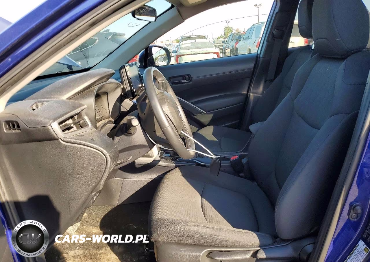 2022 Toyota Corolla Cross Le VIN:7MUCAABG0NV033570 - 7