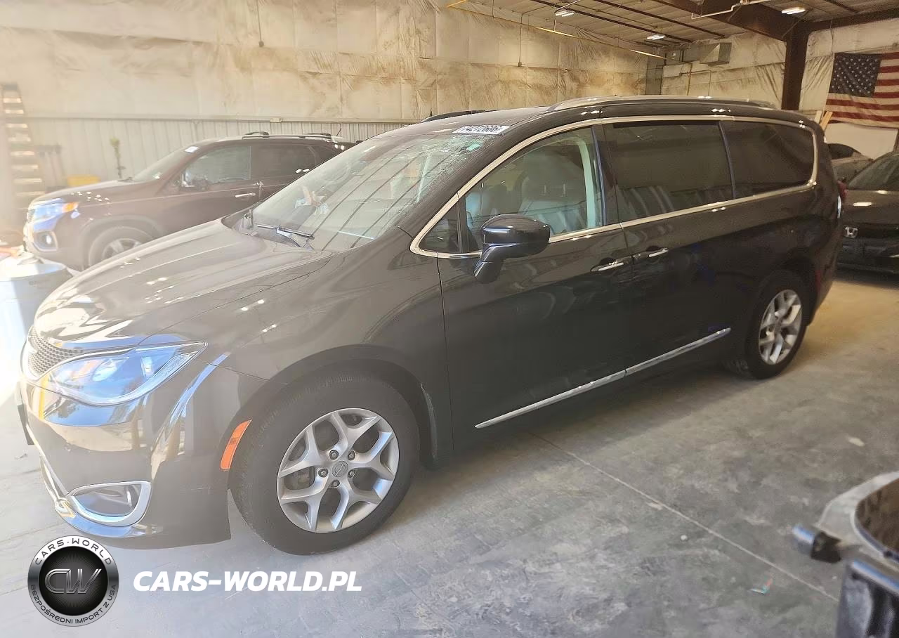 2017 Chrysler Pacifica Touring L Plus VIN:2C4RC1EG5HR729493 - 1