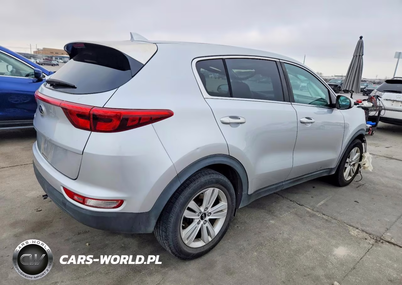 2018 Kia Sportage Lx VIN:KNDPM3AC0J7447658 - 3