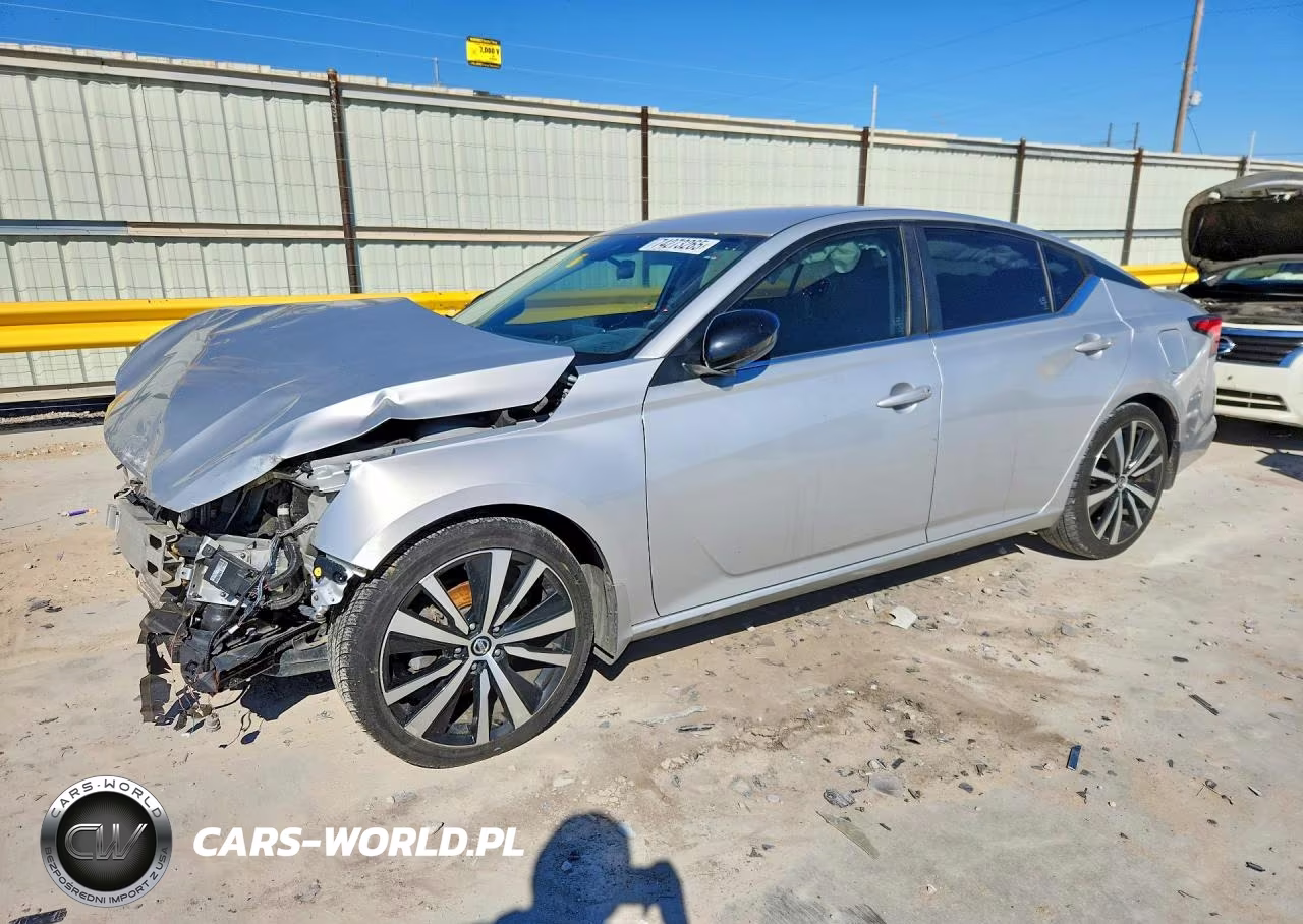 2020 Nissan Altima Sr – zdjęcie 1 z 12
