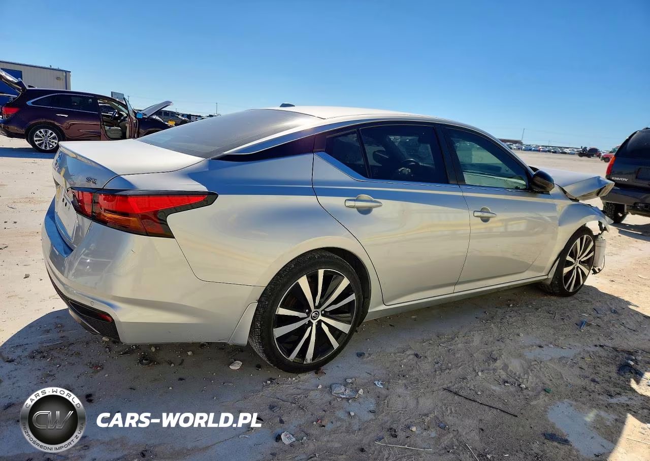 2020 Nissan Altima Sr VIN:1N4BL4CV3LC180274 - 3