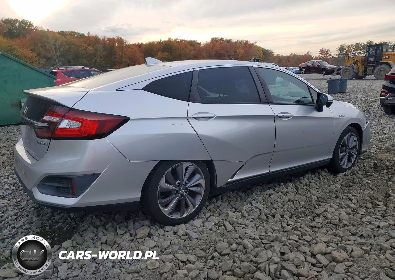 2018 Honda Clarity VIN:JHMZC5F13JC008491 - 3
