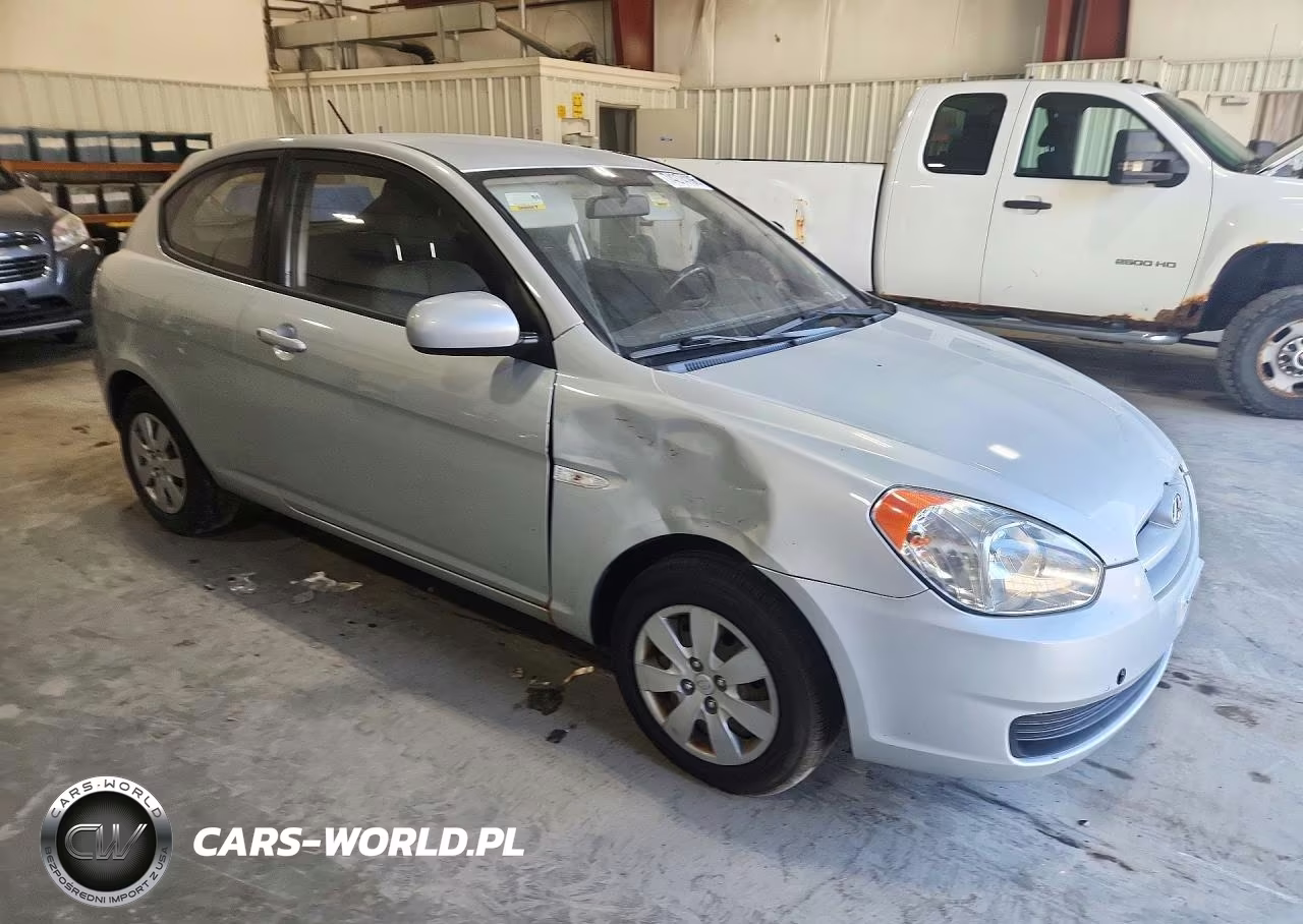 2010 Hyundai Accent Gs VIN:KMHCM3AC1AU167260 - 4
