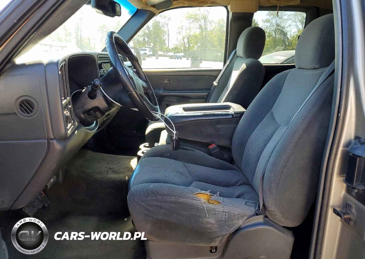2003 Chevrolet Silverado C1500 VIN:2GCEC19T731157095 - 7
