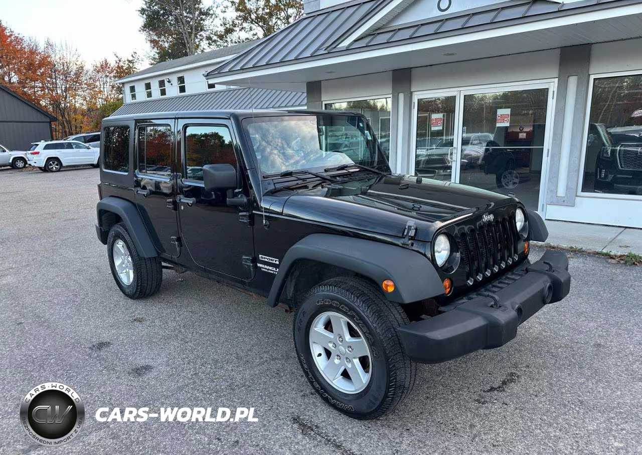 2013 Jeep Wrangler Unlimited Sport VIN:1C4BJWDG5DL589860 - 1
