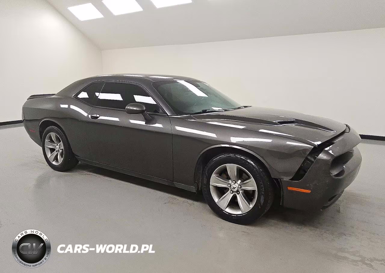 2015 Dodge Challenger Sxt VIN:2C3CDZAGXFH912421 - 4