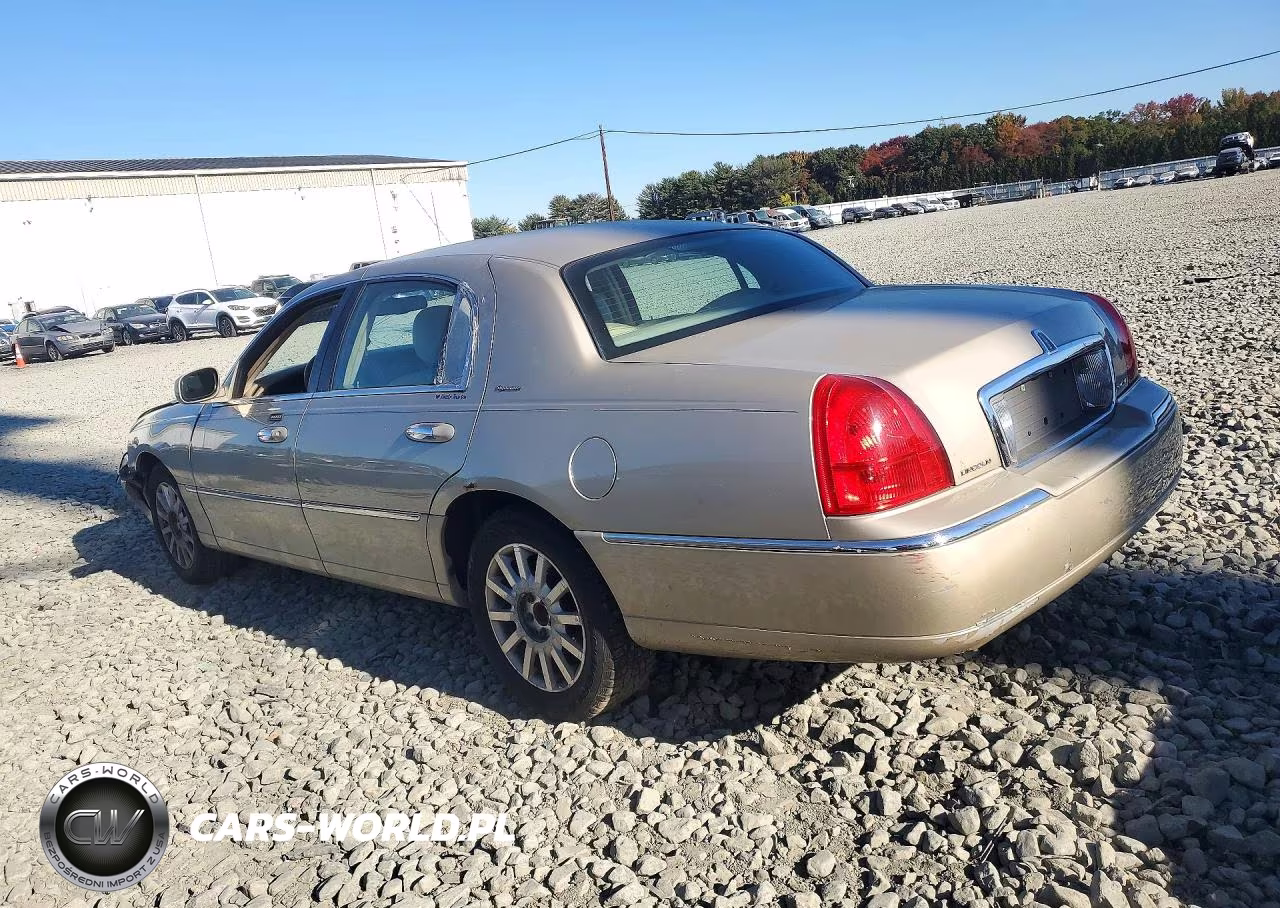2006 Lincoln Town Car Signature VIN:1LNHM81W16Y617762 - 2