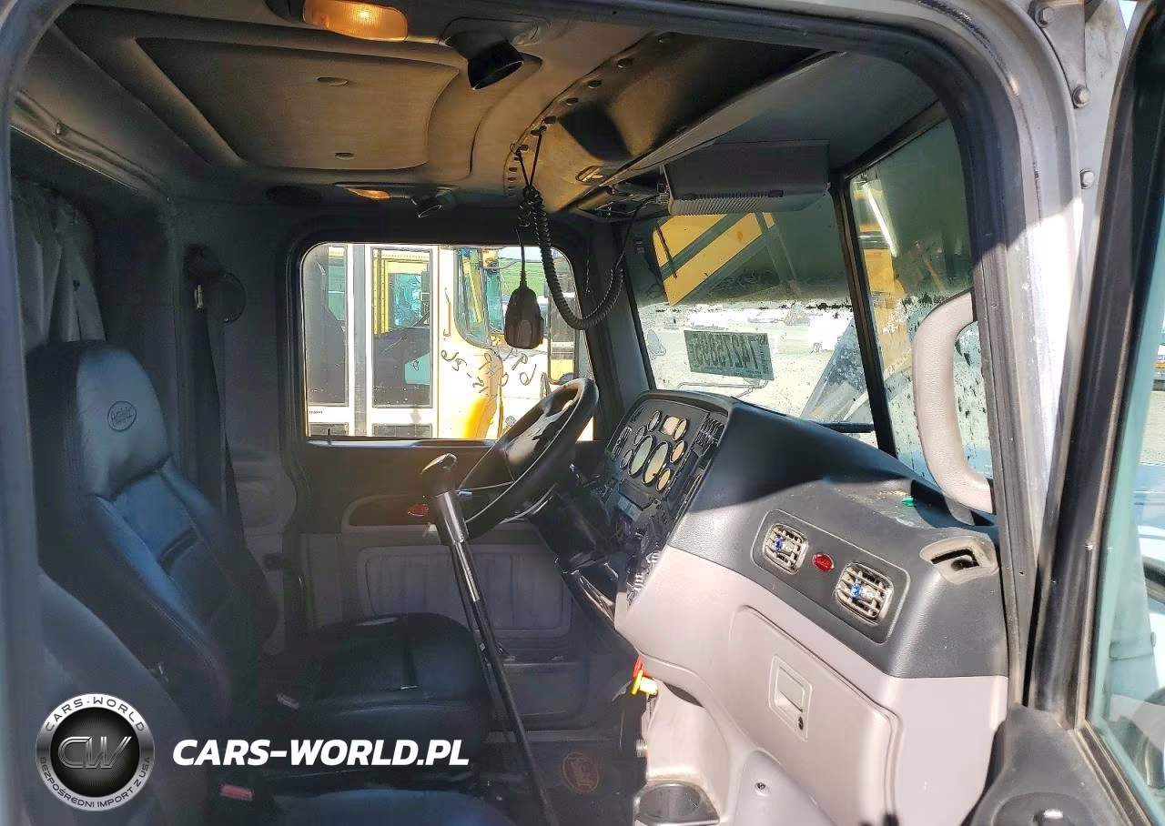 2016 Peterbilt 389 VIN:1NPXL49X2GD337889 - 5
