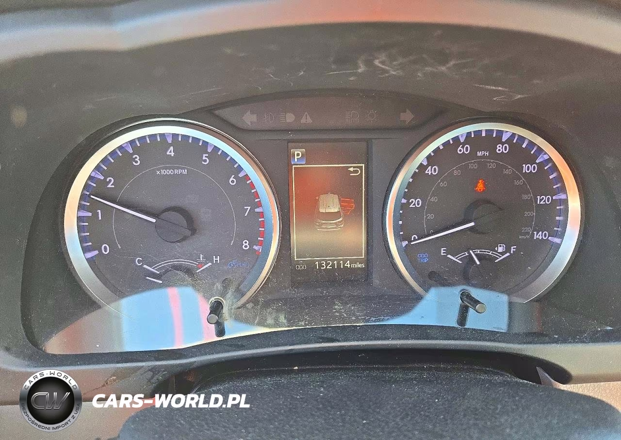 2019 Toyota Highlander Le VIN:5TDZARFH1KS055109 - 9