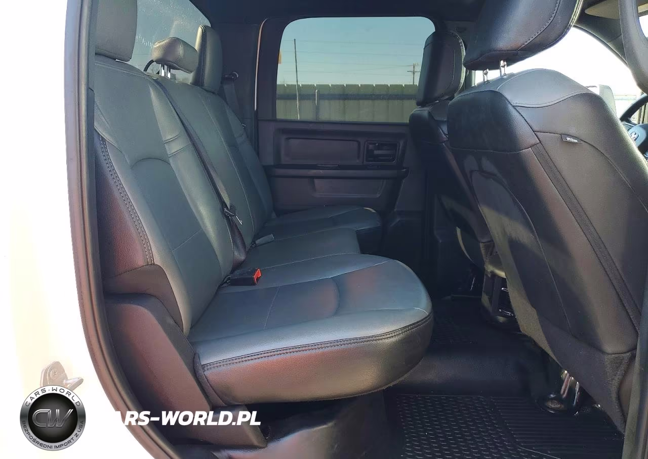 2023 Ram 3500 Tradesman VIN:3C63RRGL3PG542066 - 10