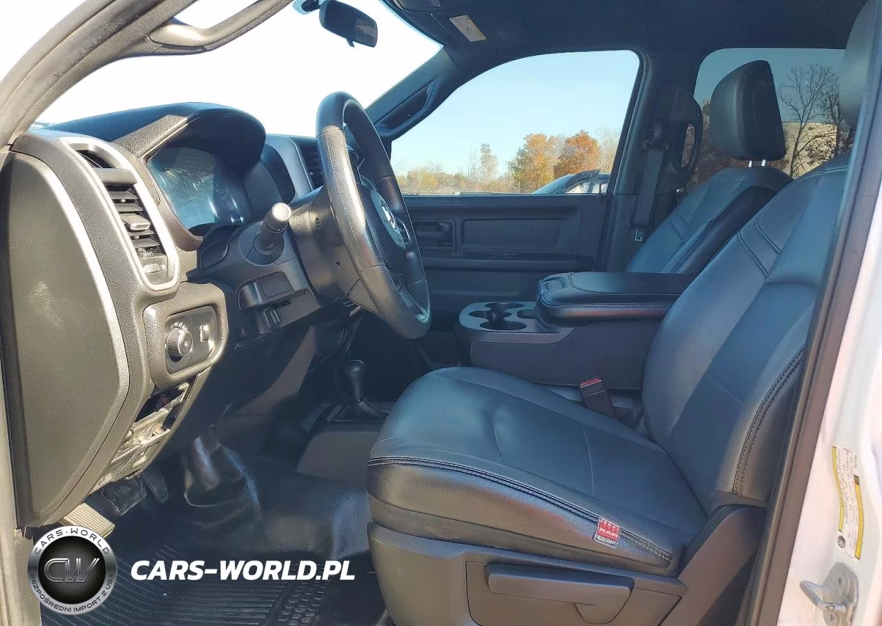 2023 Ram 3500 Tradesman VIN:3C63RRGL3PG542066 - 7