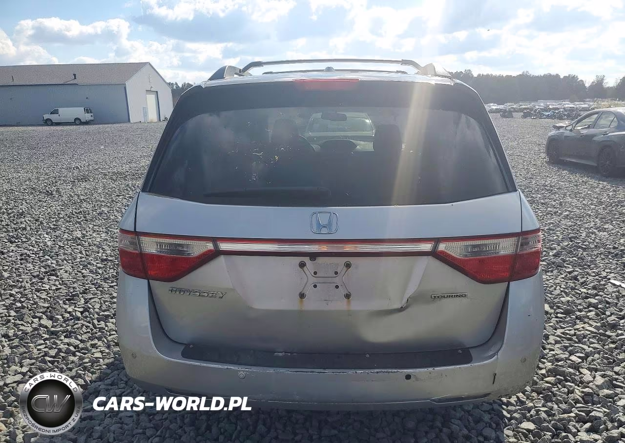 2011 Honda Odyssey Touring VIN:5FNRL5H91BB014878 - 13
