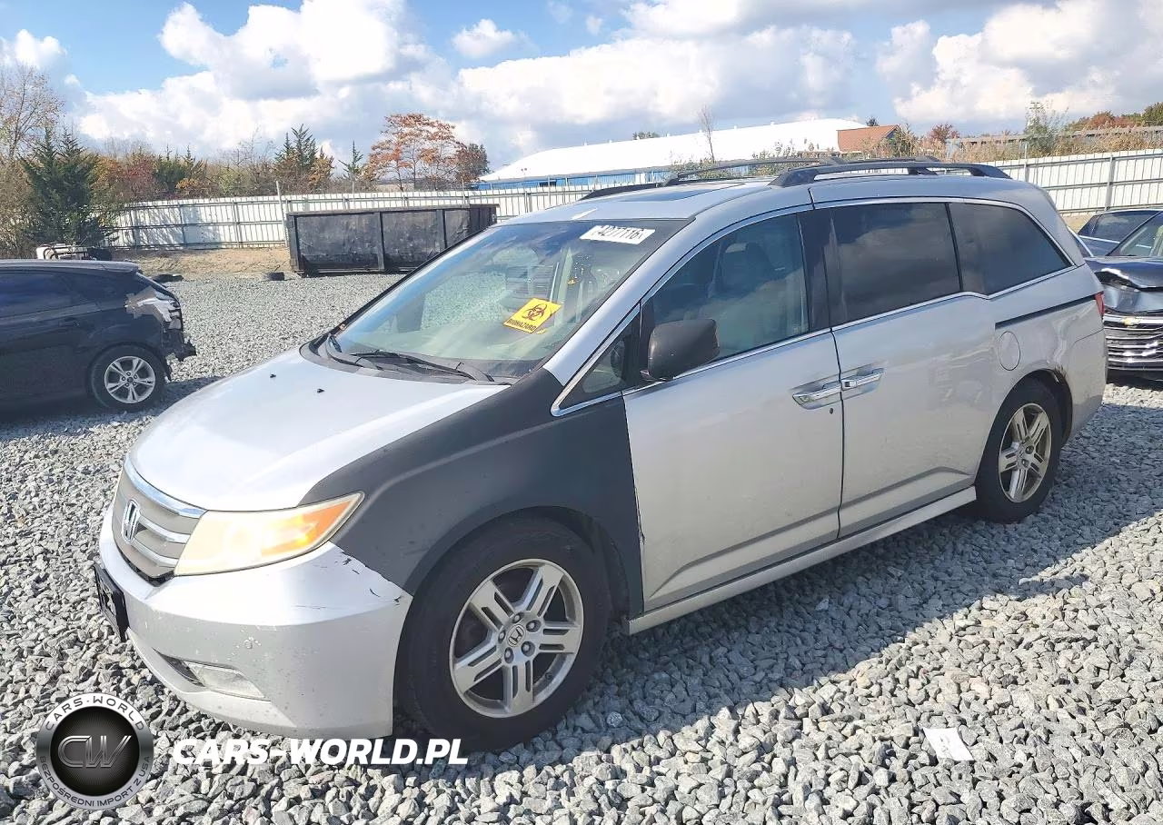 2011 Honda Odyssey Touring VIN:5FNRL5H91BB014878 - 2