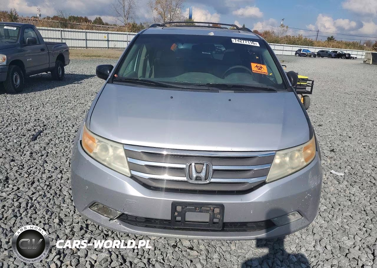 2011 Honda Odyssey Touring VIN:5FNRL5H91BB014878 - 9