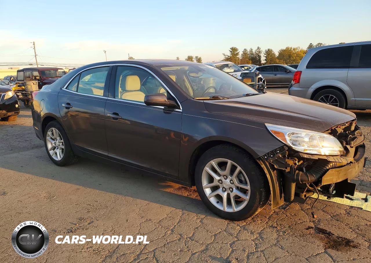 2013 Chevrolet Malibu 2Lt VIN:1G11F5RR9DF121865 - 4