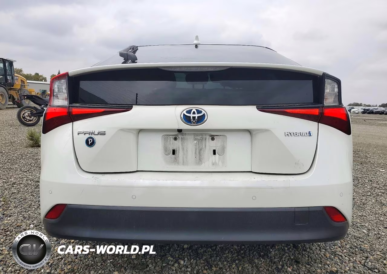 2020 Toyota Prius Le VIN:JTDKARFU9L3111329 - 6