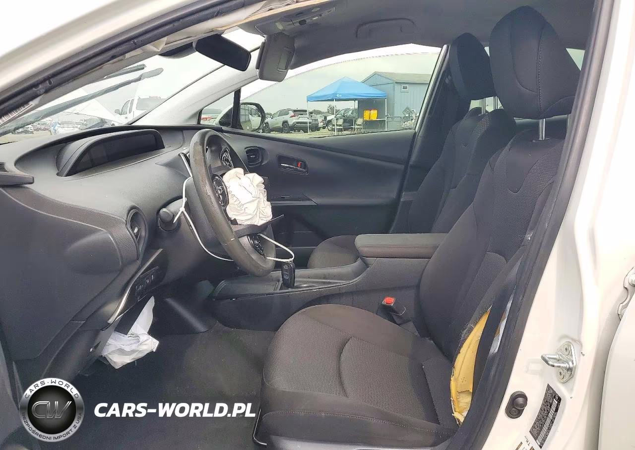 2020 Toyota Prius Le VIN:JTDKARFU9L3111329 - 7