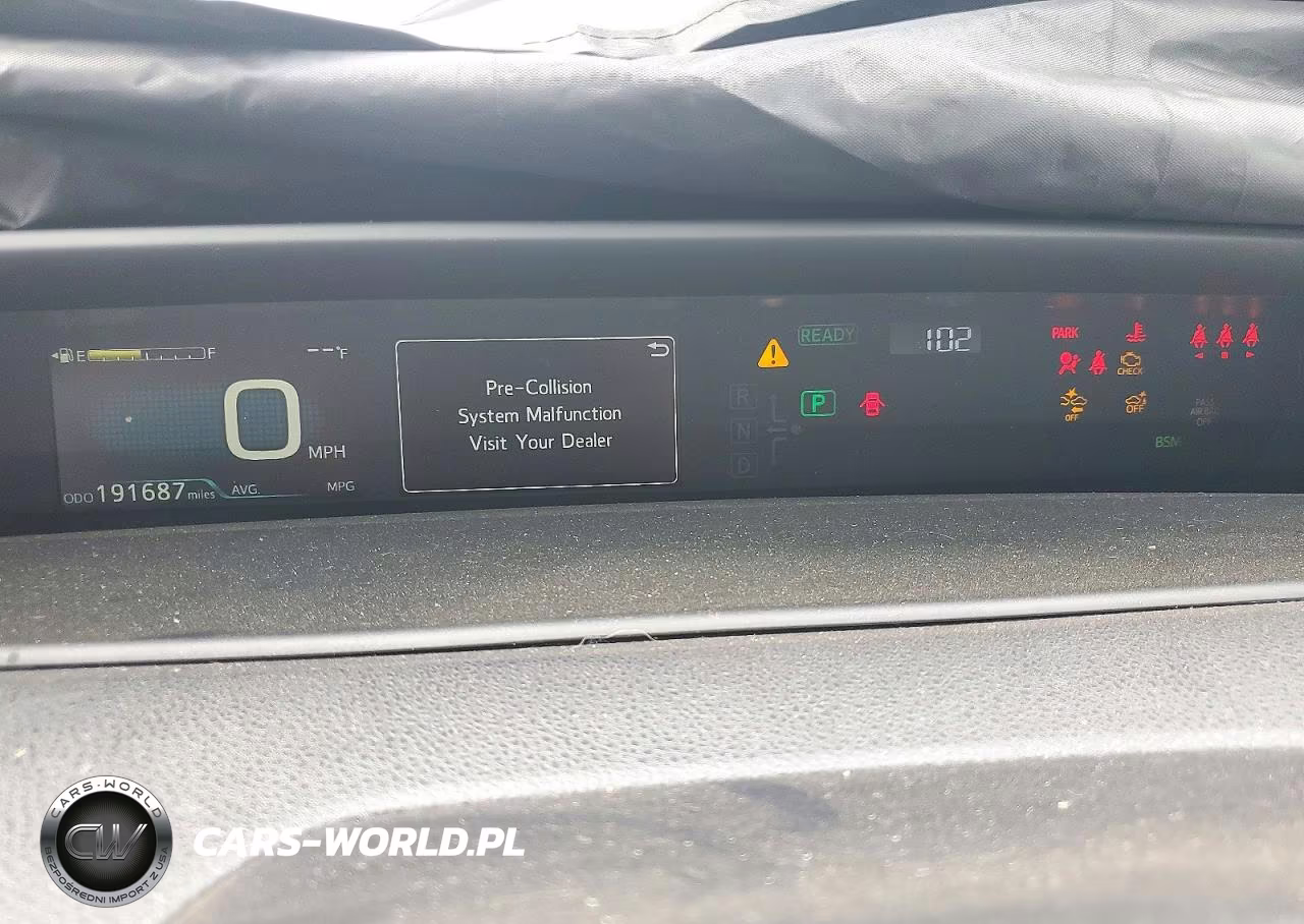 2020 Toyota Prius Le VIN:JTDKARFU9L3111329 - 9