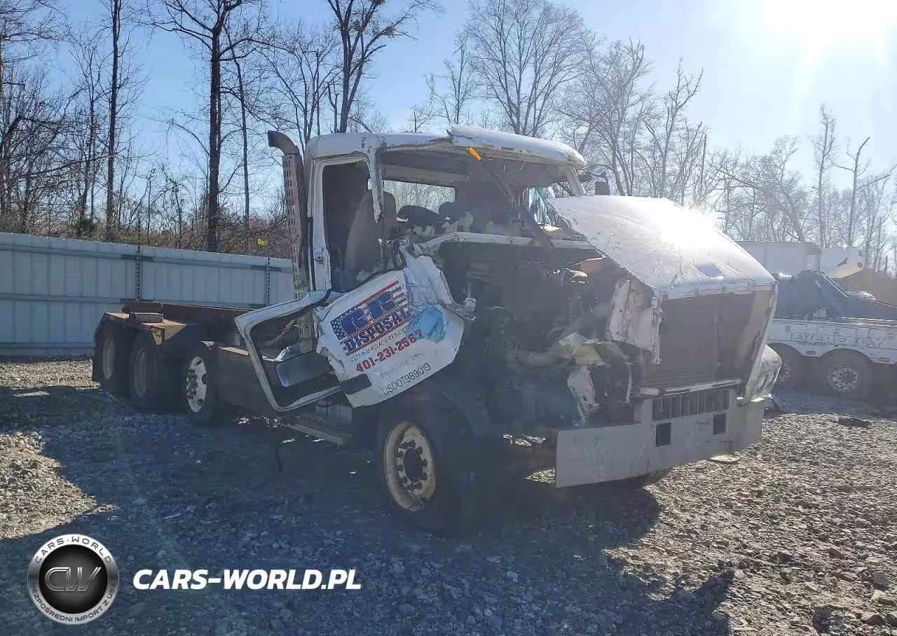 2004 Volvo Vhd Roll-Off Container Truck