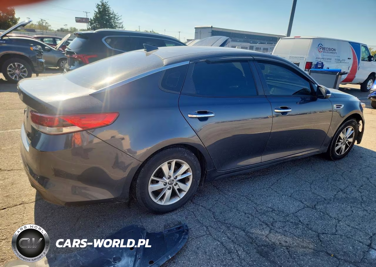 2018 Kia Optima Lx VIN:KNAGT4L31J5232322 - 3