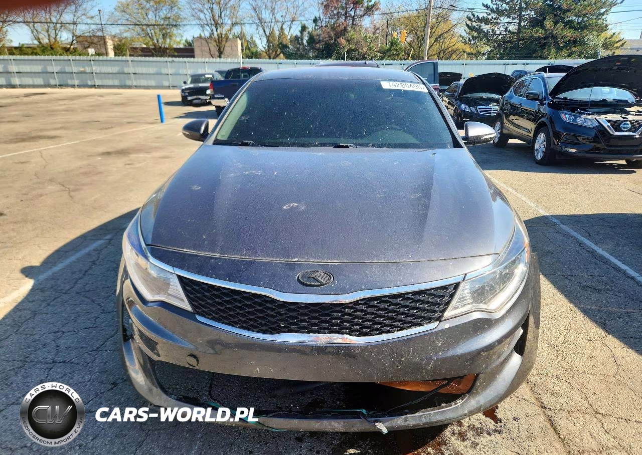 2018 Kia Optima Lx VIN:KNAGT4L31J5232322 - 5