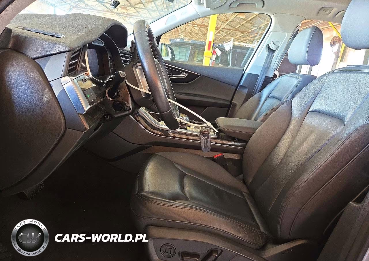 2020 Audi Q7 Premium Plus VIN:WA1LXAF78LD002878 - 7