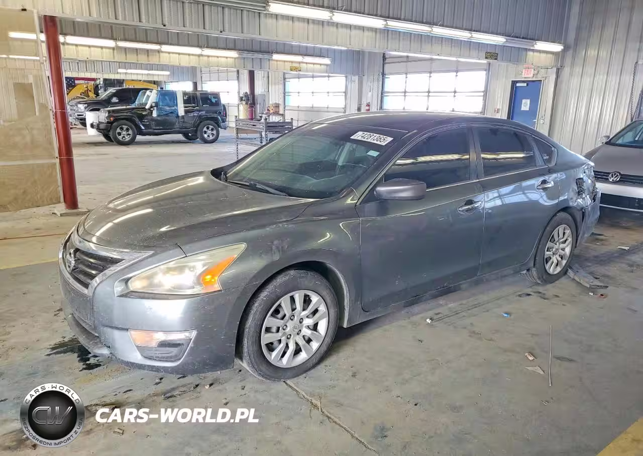 2015 Niss Altima S