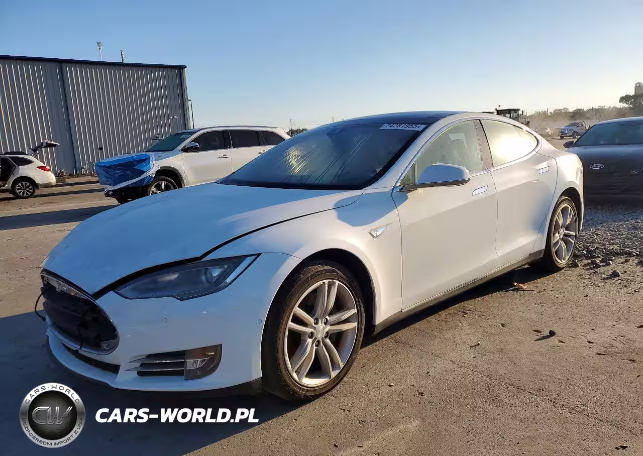 2015 Tesla Model S 85