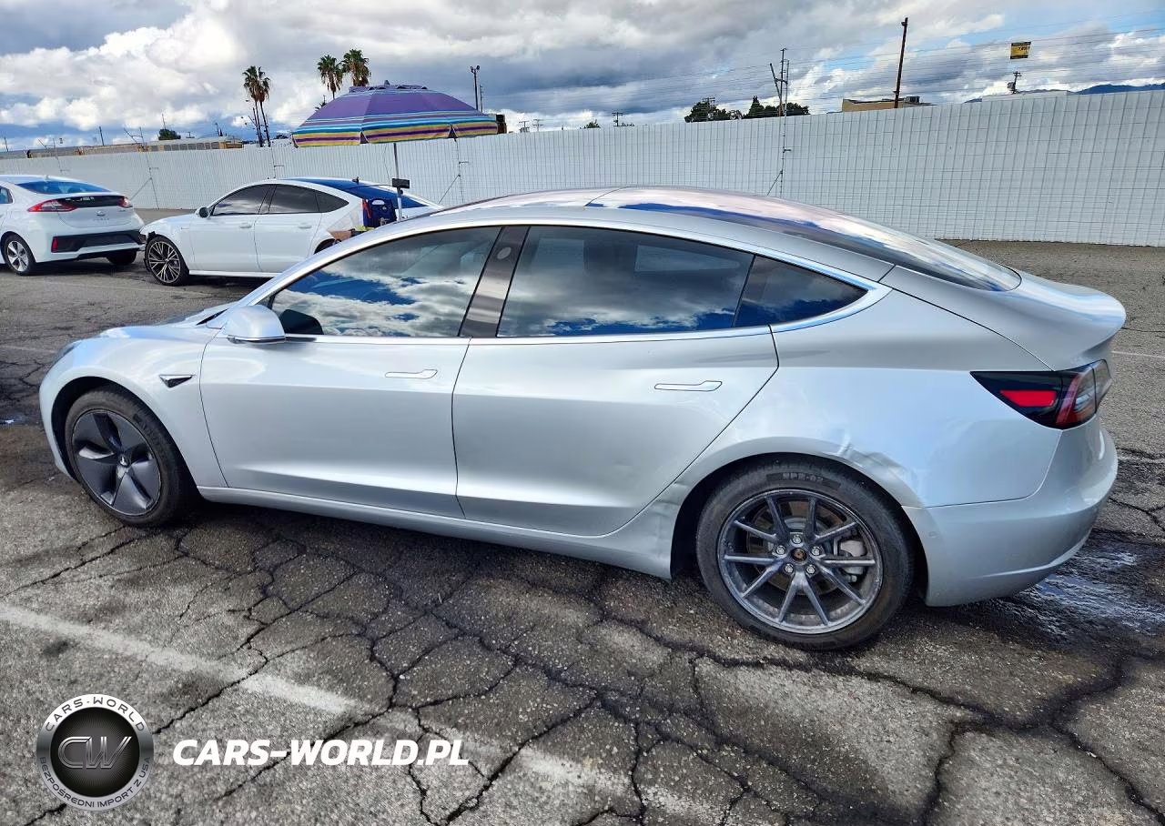 2018 Tesla Model 3 VIN:5YJ3E1EA8JF037354 - 2