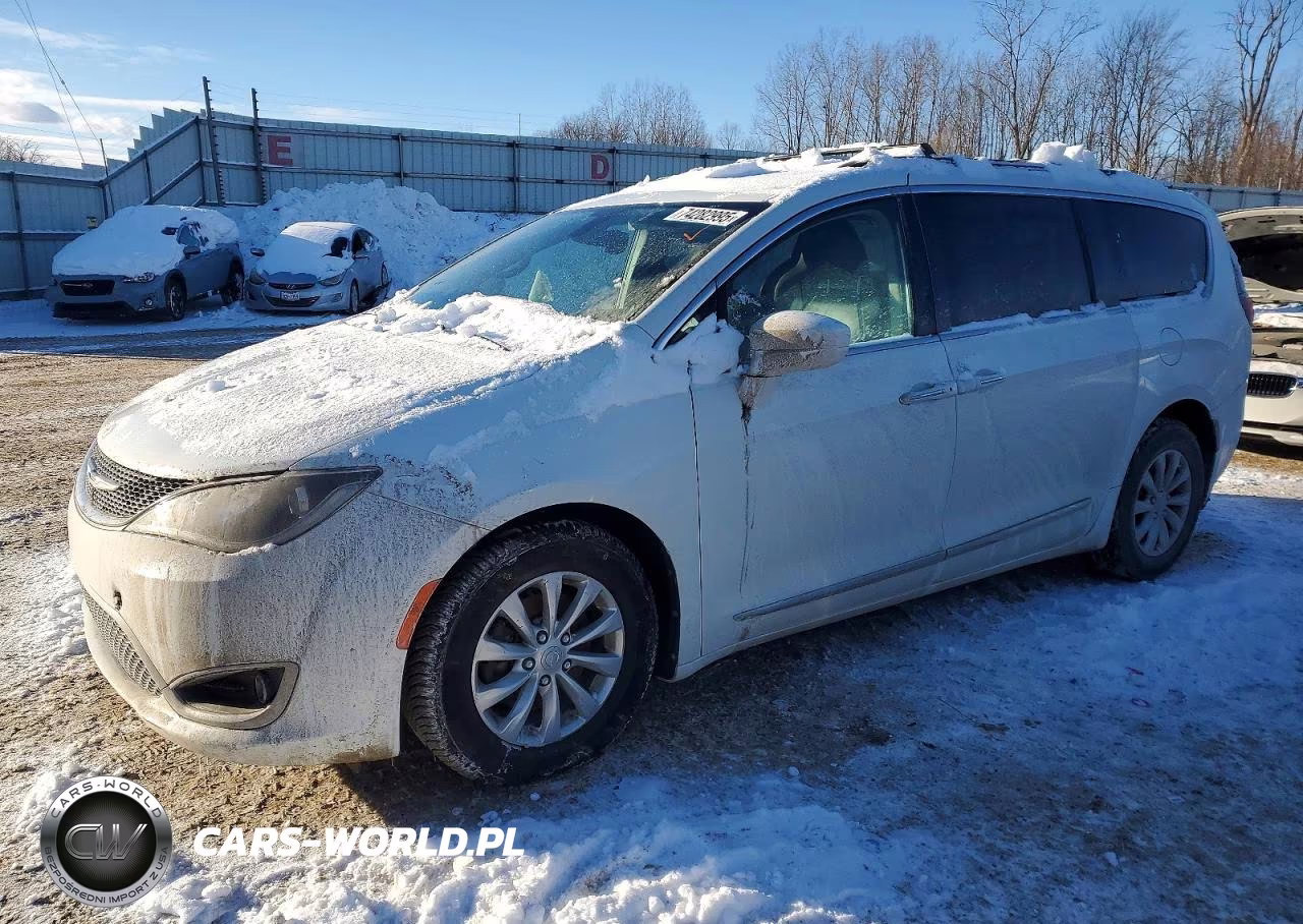 2017 Chrysler Pacifica Touring L