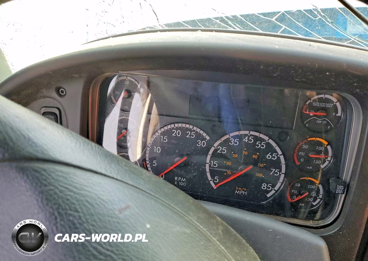 2018 Freightliner Business Class M2 Refrigerated Box Truck VIN:3ALACWFC6JDJX6659 - 8
