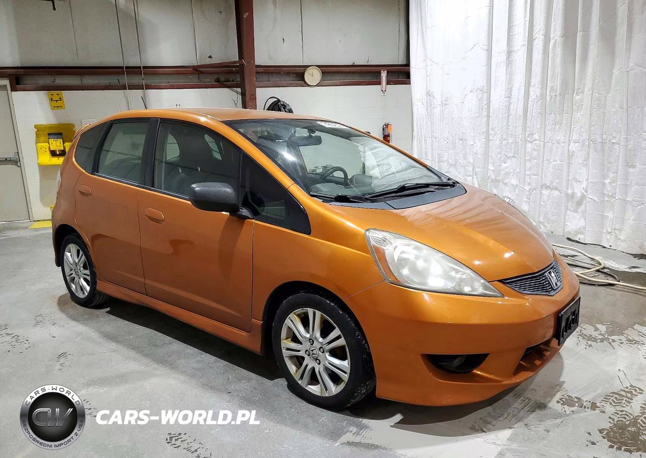 2009 Honda Fit Sport VIN:JHMGE88439S074874 - 4