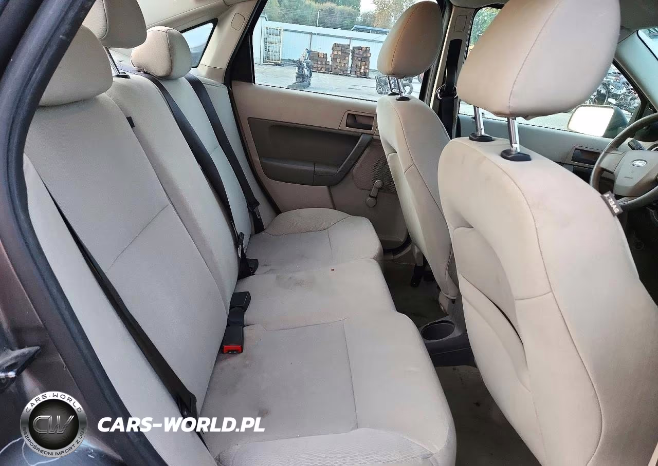 2010 Ford Focus S VIN:1FAHP3EN4AW292339 - 10