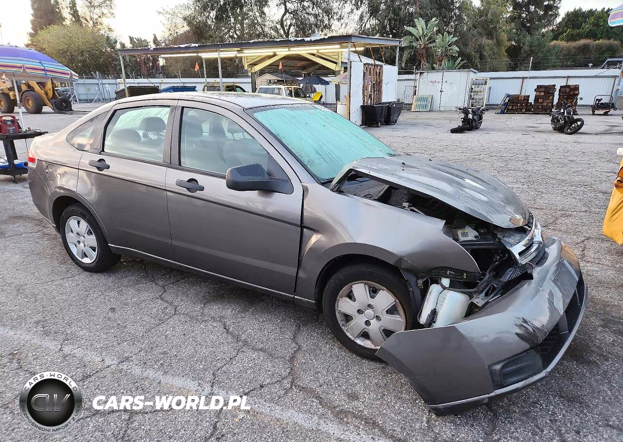 2010 Ford Focus S VIN:1FAHP3EN4AW292339 - 4
