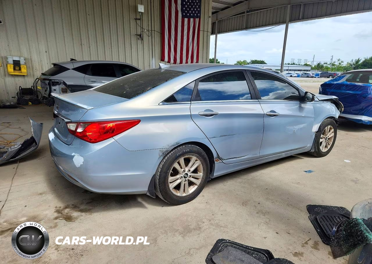 2013 Hyundai Sonata Gls VIN:5NPEB4AC6DH689020 - 3