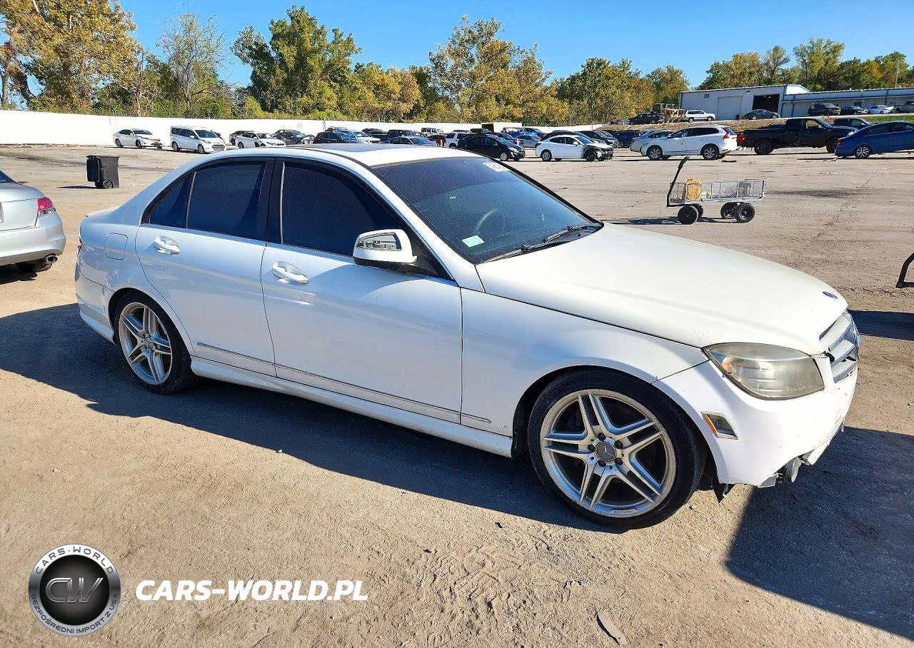 2009 Mercedes-Benz C 350 VIN:WDDGF56XX9R042852 - 4