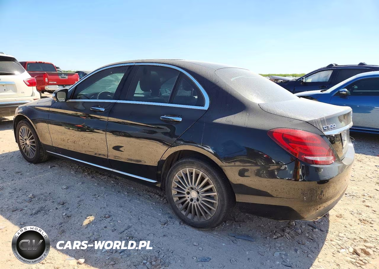 2015 Mercedes-Benz C 300 4Matic VIN:55SWF4KB5FU031171 - 2