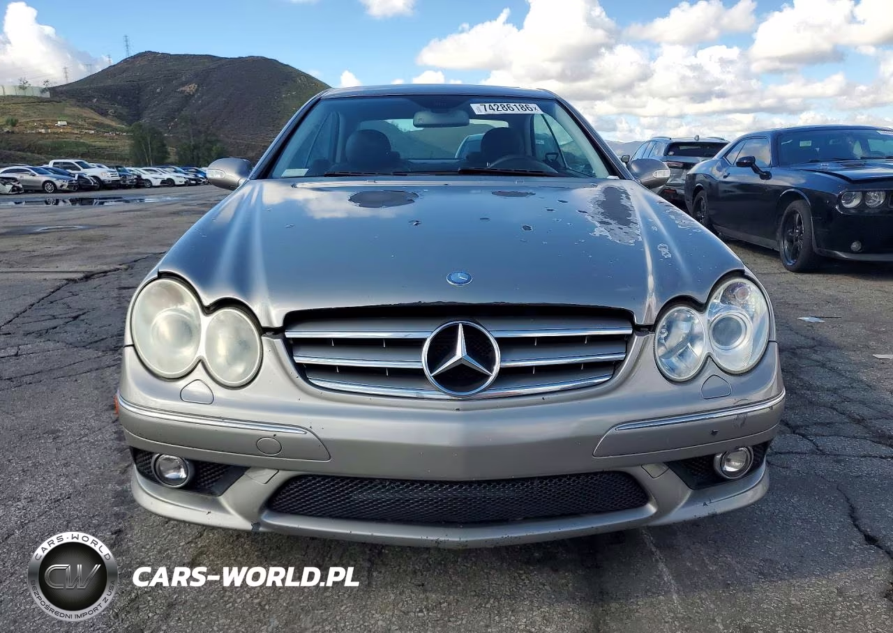 2007 Mercedes-Benz Clk 550 VIN:WDBTJ72HX7F209810 - 5